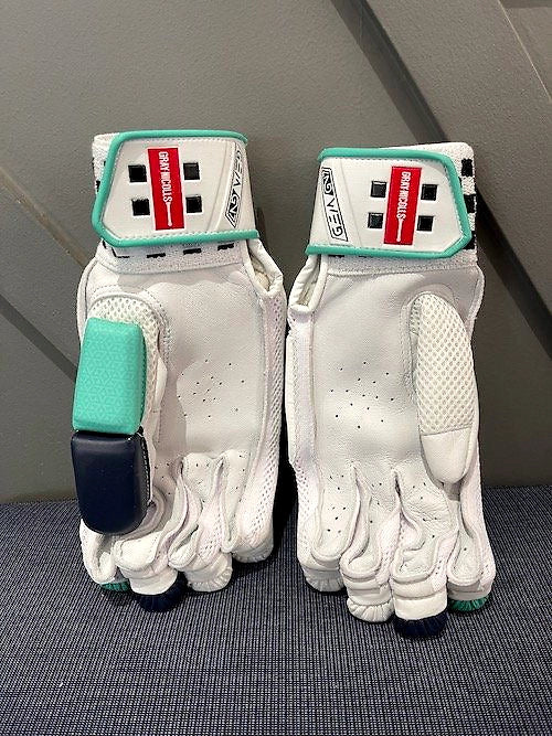 Gray Nicolls Gem GN7 Batting Gloves
