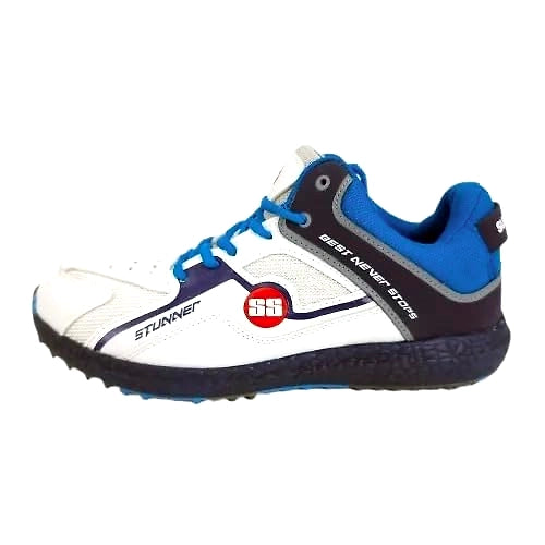 SS Stunner Rubber Cricket Shoes