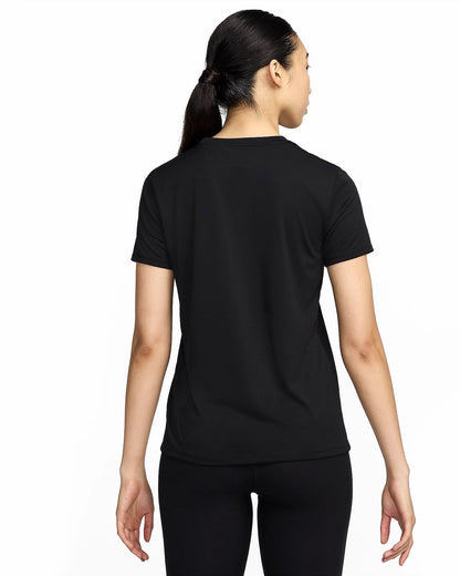 Nike Dri-FIT Women's T-Shirt - Moisture-Wicking and Breathable Athletic Wear for Superior Comfort During Workouts